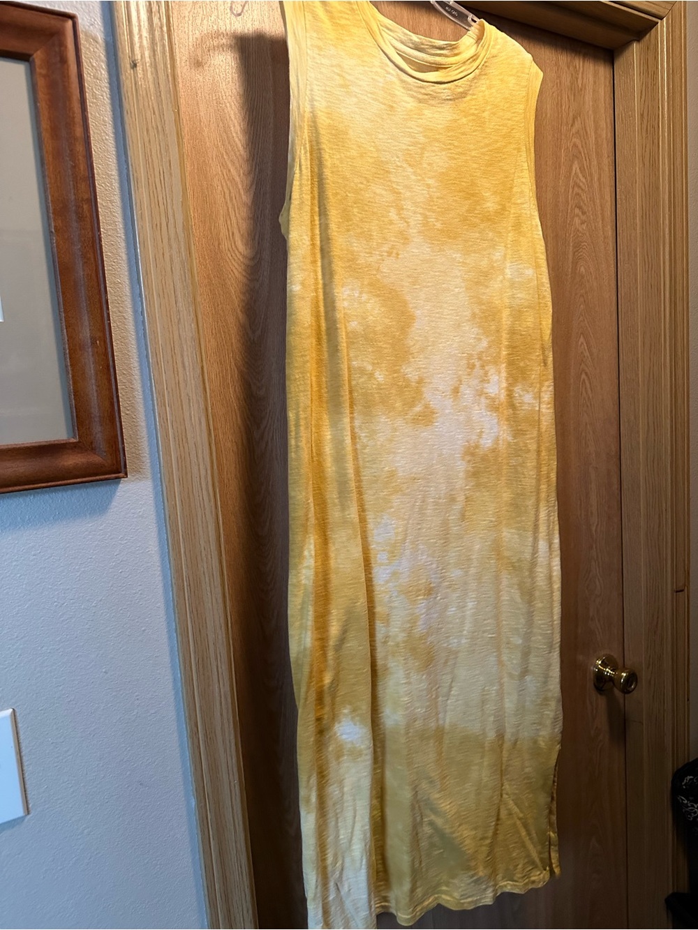 Sleeveless Yellow Tie-Dye Maxi Dress. Universal Thread Brand - Picture 3 of 4